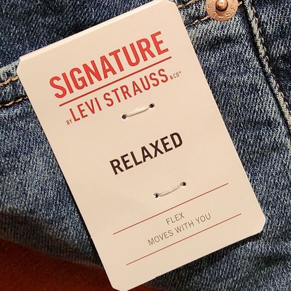 Levis Strauss Signature Jeans Size 32x34 Blue Relax Flex Moves With You. - Picture 6 of 11
